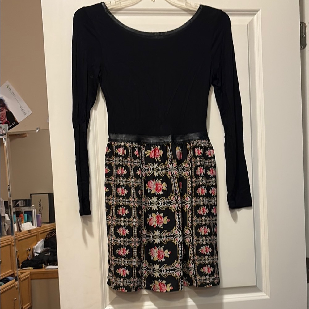 Aqua Black and Pink Long Sleeve Sheath Dress